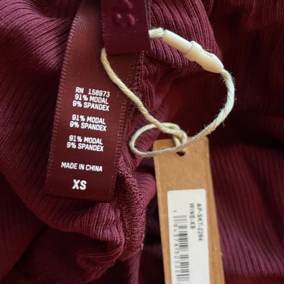 SKIMS Soft Lounge ruched stretch-jersey maxi skirt - Wine XS - Picture 4 of 9